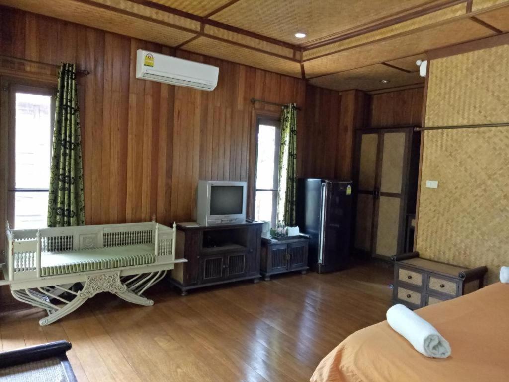 Indie House @ Maerim Chiang Mai Exterior photo